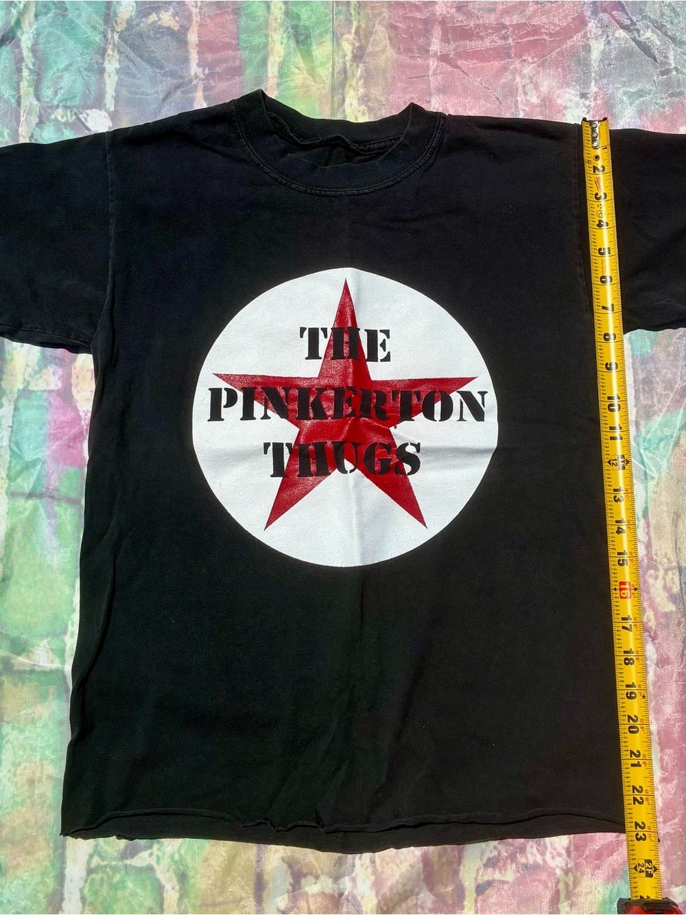 Rare vintage retro band The Pinkerton Thugs Graphic Tee - Black with Red Star
